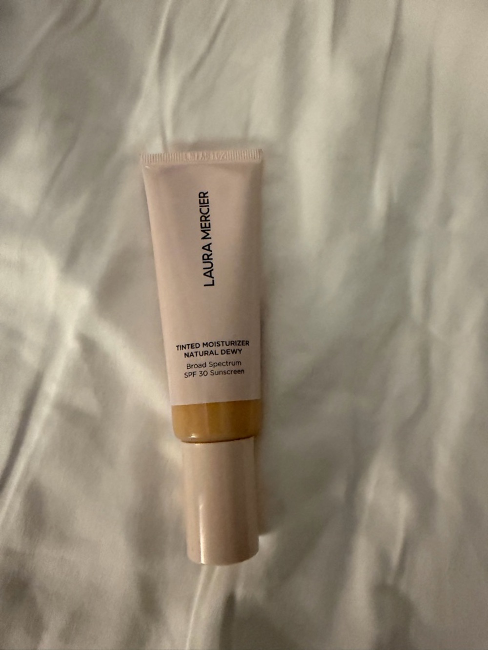 laura mercier Tinted Moisturizer Natural Dewy - 1W Blonde